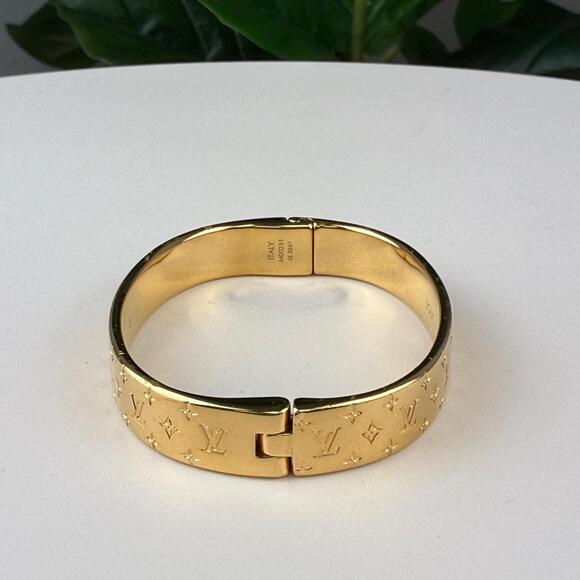 💎✨Authentic Louis Vuitton Nanogram Cuff Gold Bracelet Size 6" - Picture 4 of 6